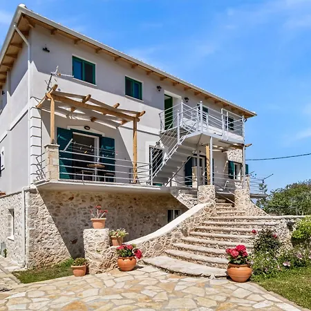 Gkountis Stone 4 * Lefkáda