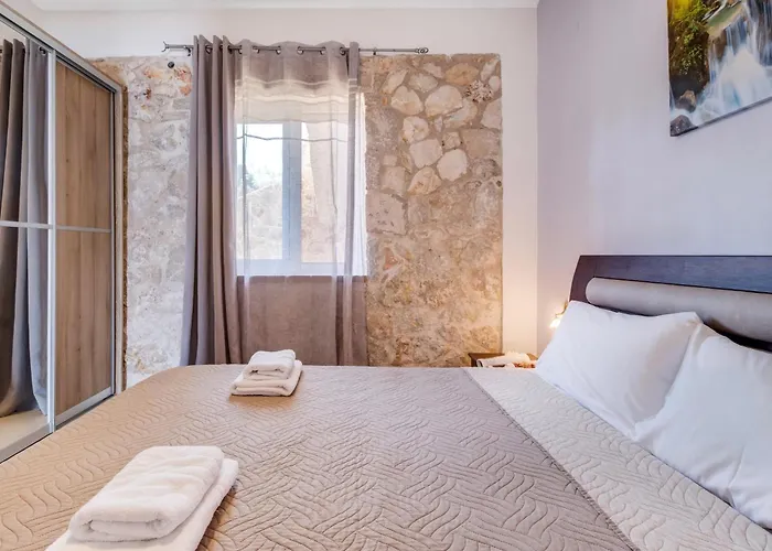 Gkountis Stone 4 Apartament *