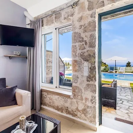 Appartement Gkountis Stone 4 *